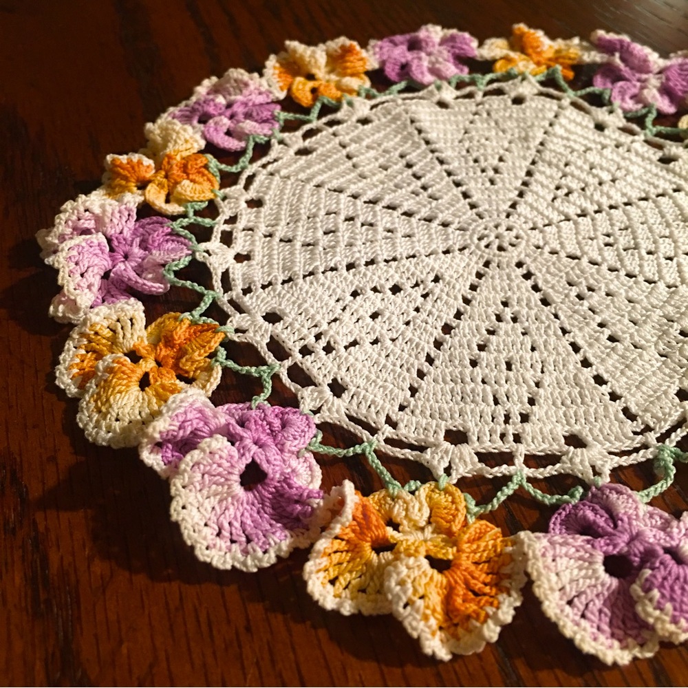 Vintage 1940s Crocheted Doily with Pansies
